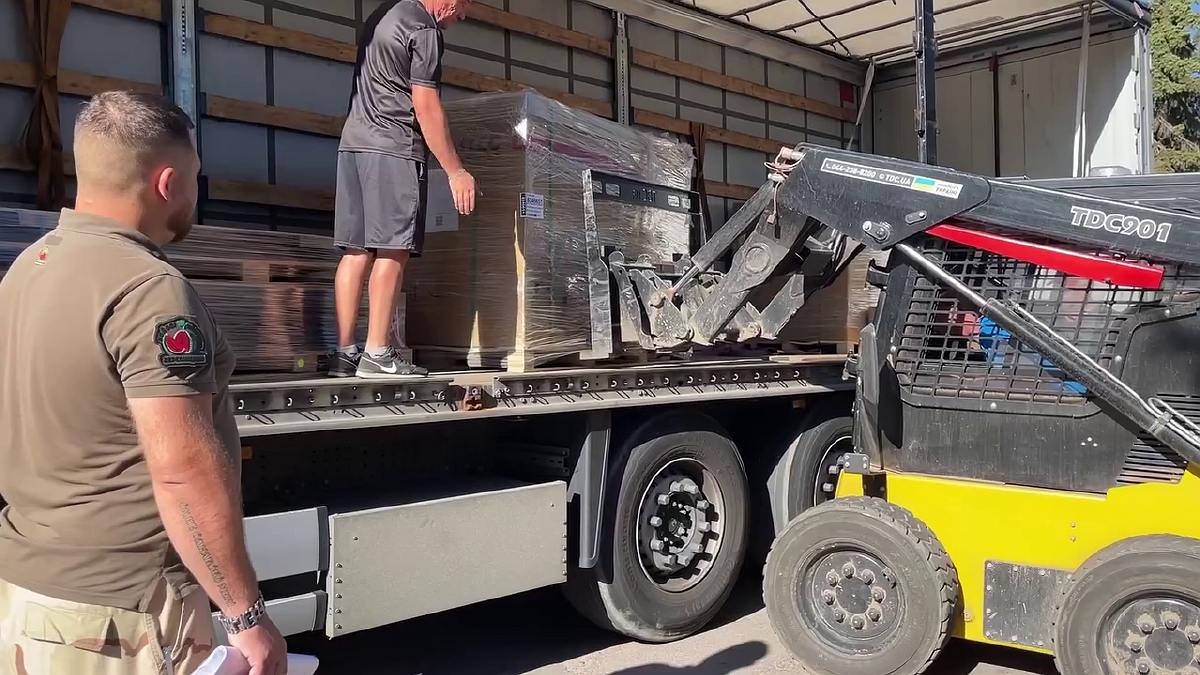 Нововоронцовська громада отримала 80 сонячних панелей